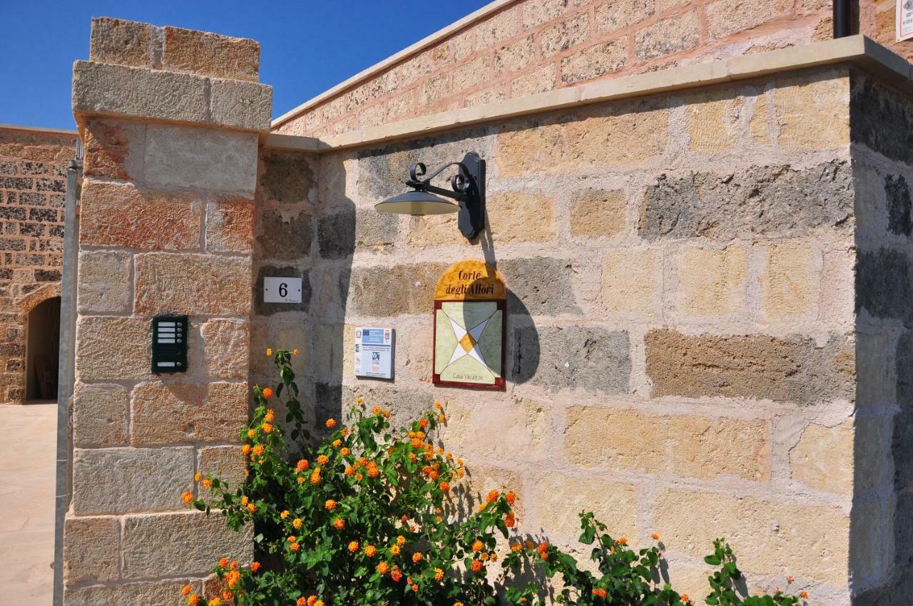 Corte Degli Allori - Salento Patu Luaran gambar